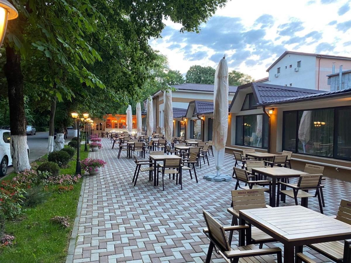 Hotel Mara Brăila Esterno foto