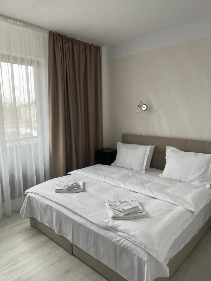 Hotel Mara Brăila Esterno foto